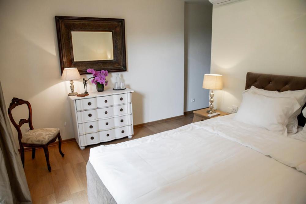 La Libertie Bed & Breakfast Campsegret Екстериор снимка